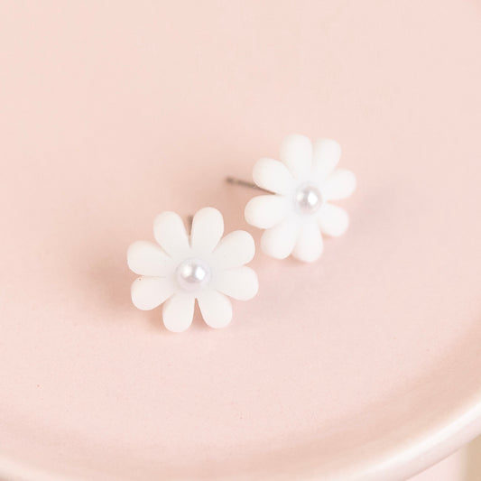 THE DAISY PEARL STUD in White/ Lightweight Acrylic Statement Earrings